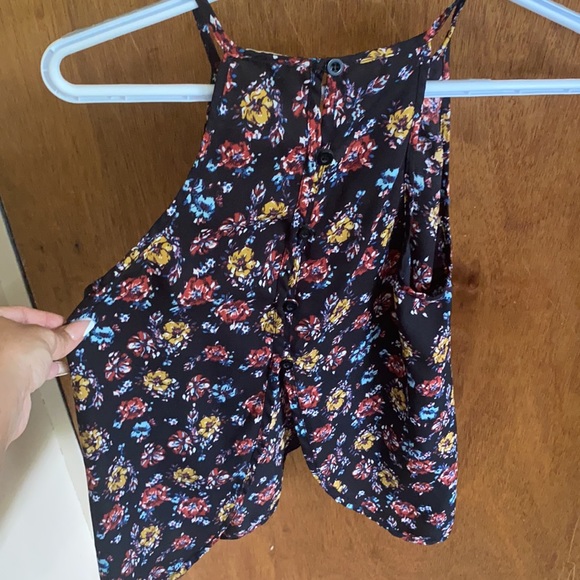 Tank top - Picture 2 of 3